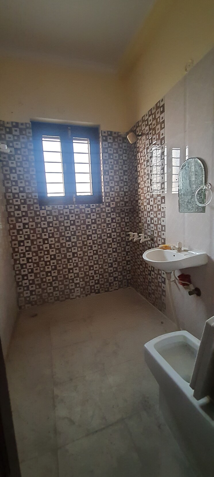 Bathroom, sector 3 2.5 Bedroom 190 Sq.Ft. Independent House In Sector 3 Faridabad 9220096