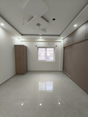 Room in 3 BHK Apartment at Sai Enclave Indiranagar, Indiranagar – for Rent