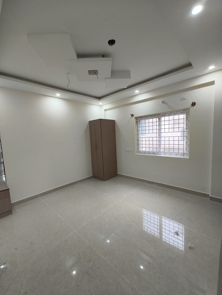 Room, sai-enclave-indiranagar 3 Bedroom 1600 Sq.Ft. Apartment In Indiranagar Bangalore 9220100