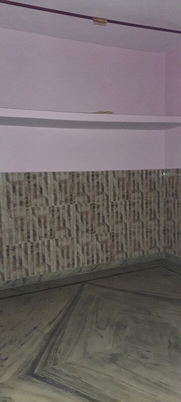 Bathroom in 2.5 BHK Independent House at Sector 7 – for Rent