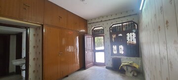 Living Room in 3.5 BHK Independent House at Sector 7 – for Rent