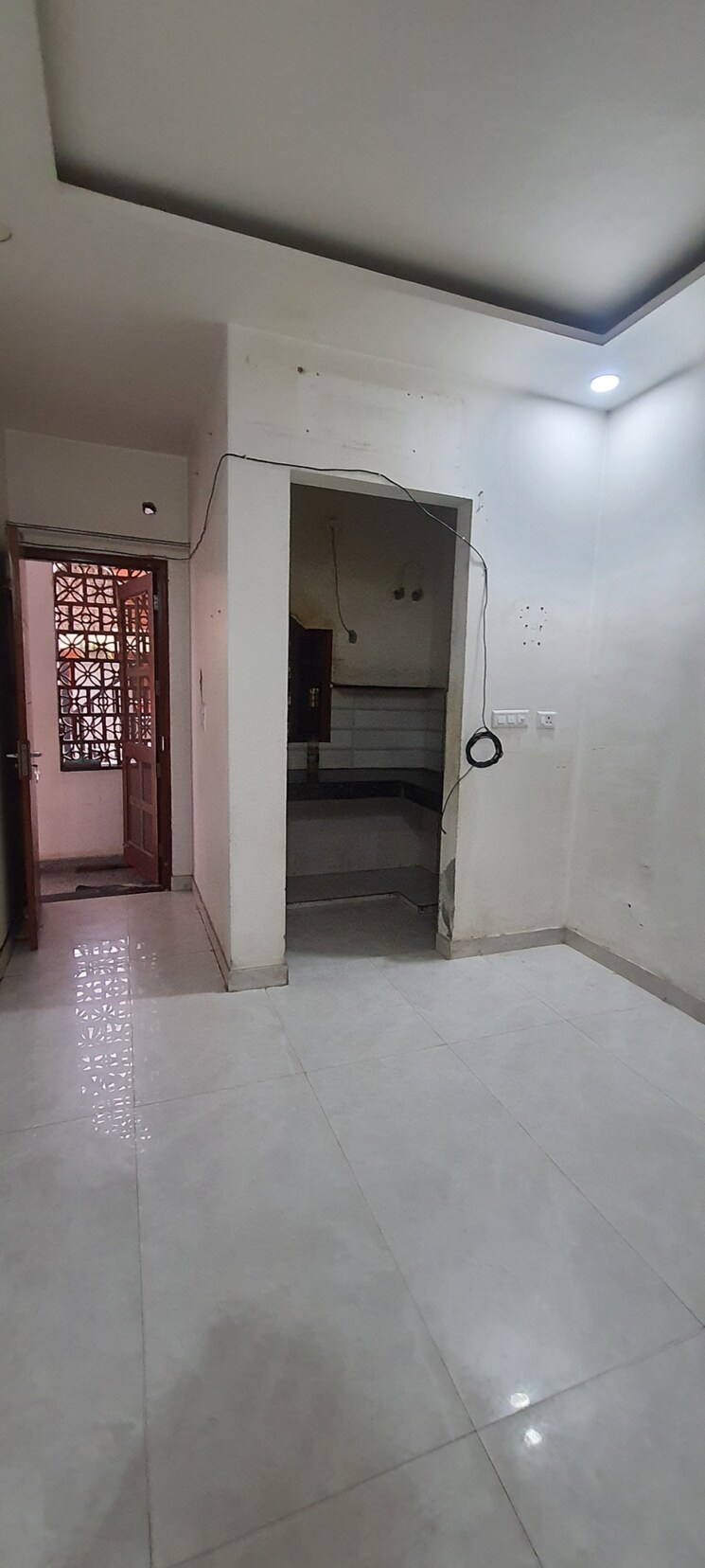 Room, sector 7 1.5 Bedroom 133 Sq.Ft. Independent House In Sector 7 Faridabad 9220113