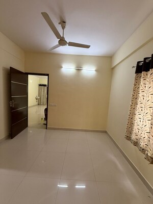 Room in 2 BHK Builder Floor at GLR Mansion, New Thippasandra – for Rent