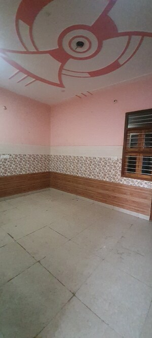 Room in 2 BHK Independent House at Sector 3 – for Rent