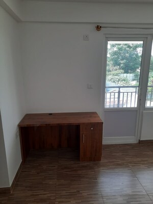 Room in 3 BHK Apartment at Jakkuru – for Rent