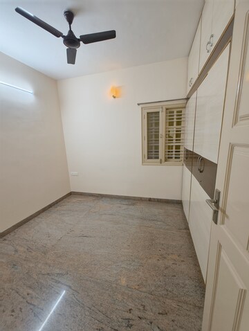 Room in 2 BHK Builder Floor at Akshaya Enclave New Thippasandra, New Thippasandra – for Rent