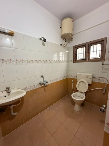 Bathroom in 2 BHK Apartment at Akshaya Enclave New Thippasandra, New Thippasandra – for Rent