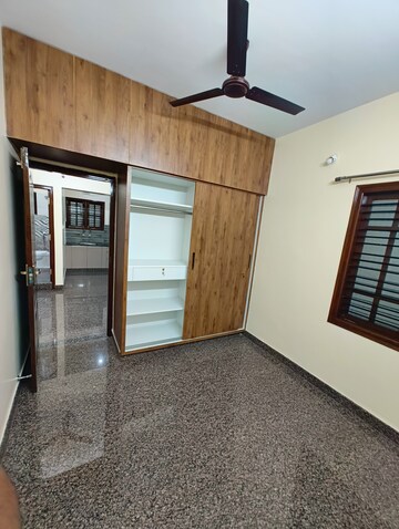 Room in 2 BHK Builder Floor at New Thippasandra – for Rent