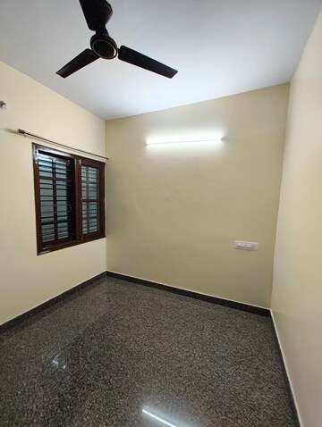 Room in 2 BHK Builder Floor at New Thippasandra – for Rent