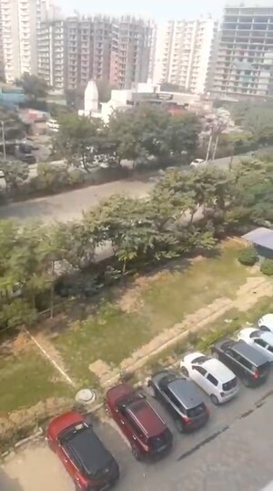 Plot Area in 3 BHK Apartment at Proview Officer City, Raj Nagar Extension – for Rent