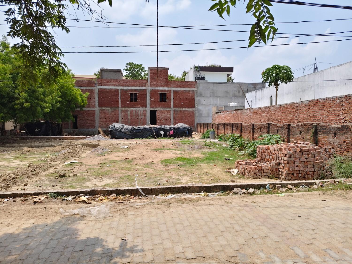 Plot For Sale in Janki Vihar Colony 