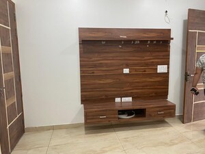 Furnished Amenities in 2 BHK Builder Floor at RWA Apartments Sector 51, Sector 51 – for Rent