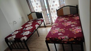  Pg For Rent in Kurla West