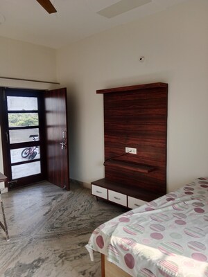 Master Bedroom in 2 BHK Builder Floor at Sector 7 – for Rent