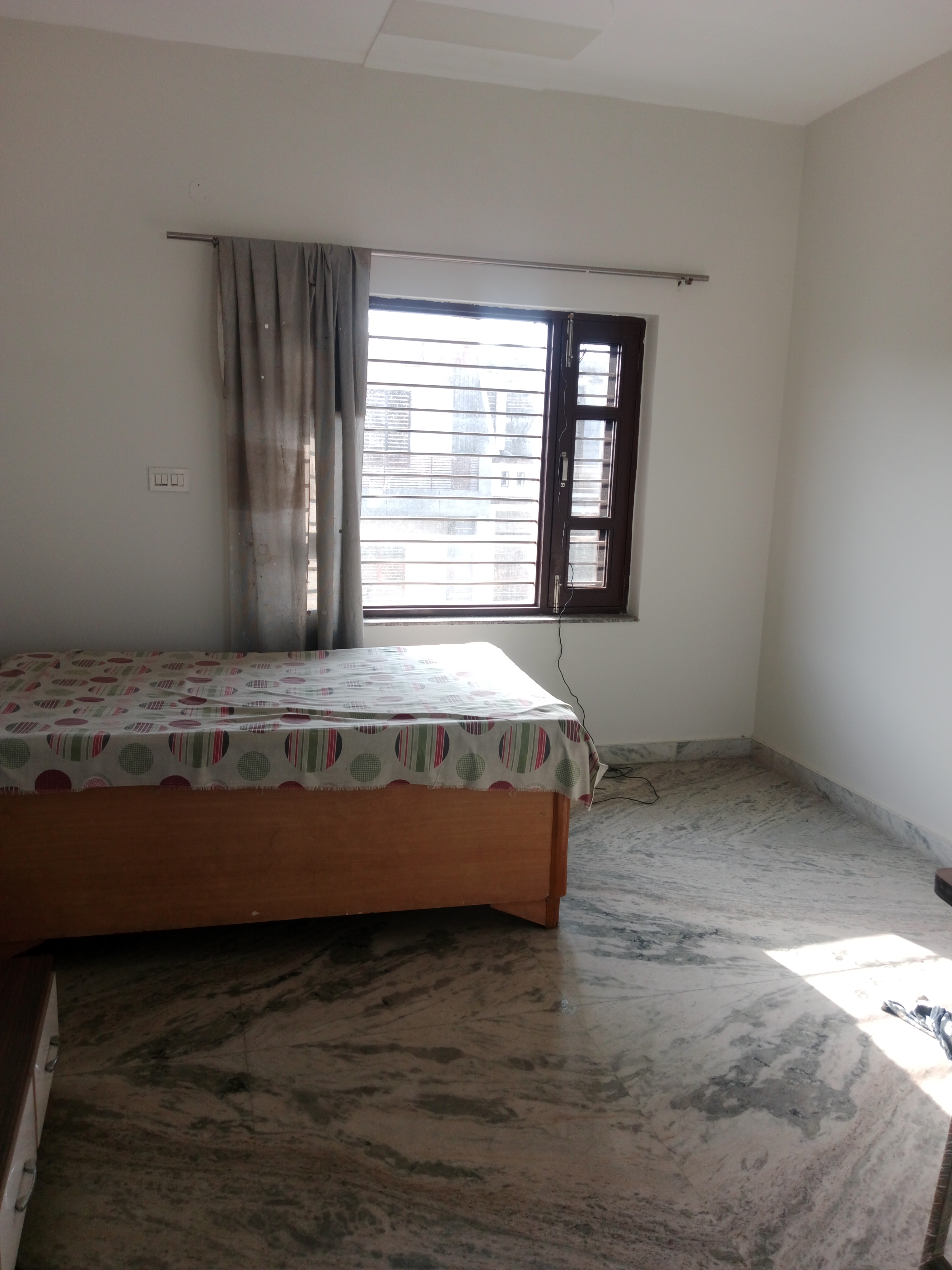 2 BHK Builder Floor For Rent in 2 Room On Rent 