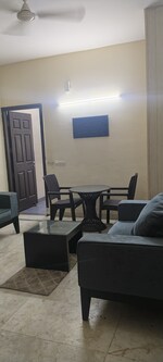 2 BHK + Pooja Room 1500 Sq.Ft. Builder Floor in Unitech South City II