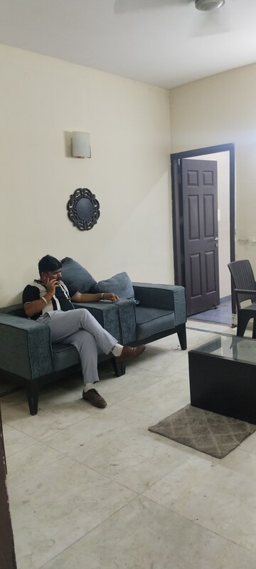 Living Room in 2 BHK Builder Floor at Unitech South City II, Sector 50 – for Rent