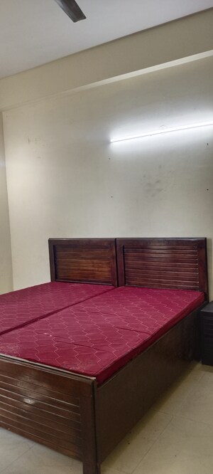 Bedroom in 2 BHK Builder Floor at Unitech South City II, Sector 50 – for Rent