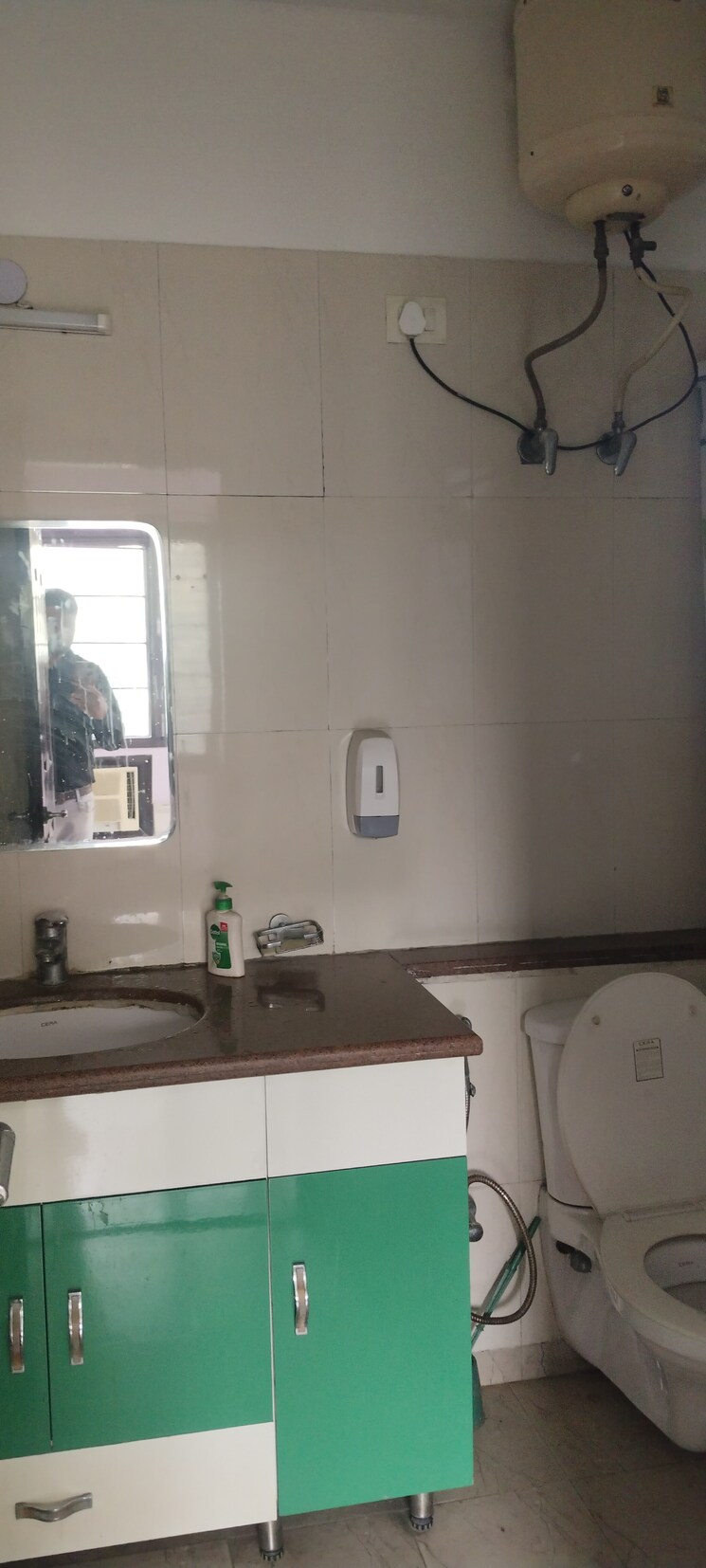 Kitchen, unitech-rodeo-drive 3 Bedroom 1700 Sq.Ft. Builder Floor In South City 2 Gurgaon 9220178