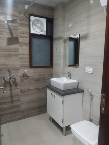 Bathroom in 1 RK Independent House at Sector 14 – for Rent