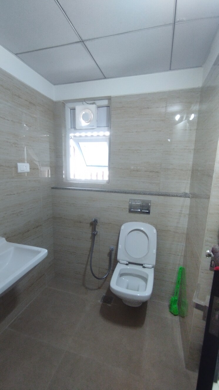 Bathroom, rajapushpa-provincia 3 Bedroom 2020 Sq.Ft. Apartment In Narsingi Hyderabad 9220186