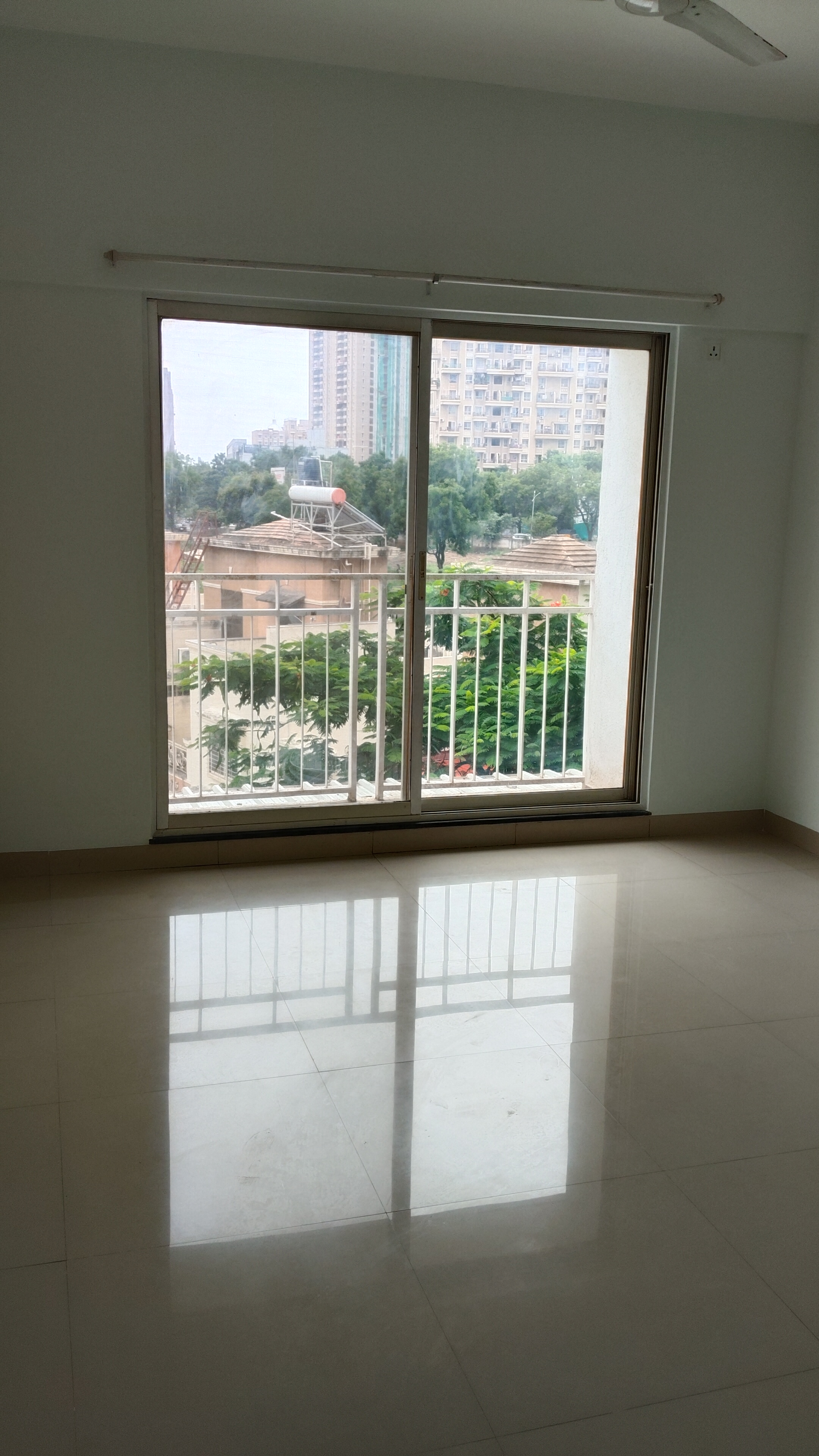 1 BHK Apartment For Rent in Godrej Horizon