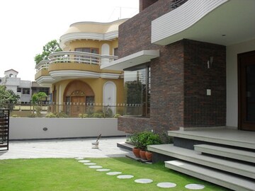 1 BHK Independent House – Exterior View View at Sector 7 - for Rent