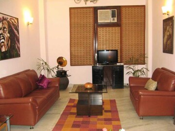 Living Room in 1 BHK Independent House at Sector 7 – for Rent