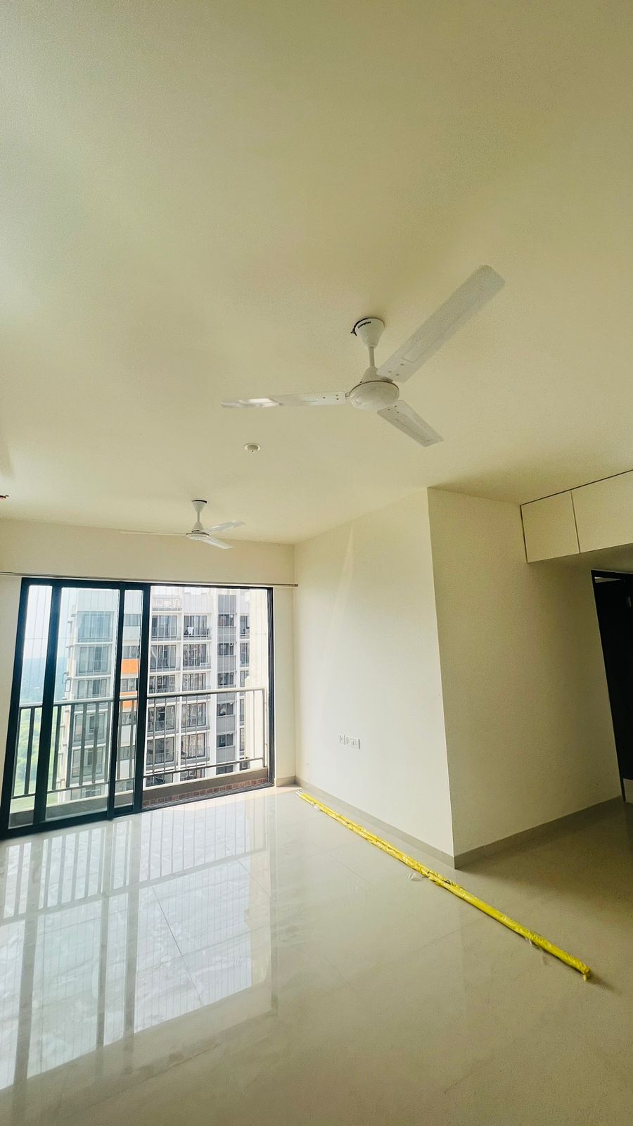 2 BHK Apartment For Sale in Shapoorji Pallonji Joyville