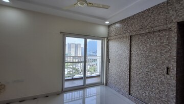 Room in 3 BHK Apartment at Vajras Jasmine County, Puppalaguda – for Rent