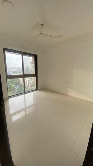 Room in 3 BHK Apartment at Rodium Xpoint, Kandivali West – for Sale