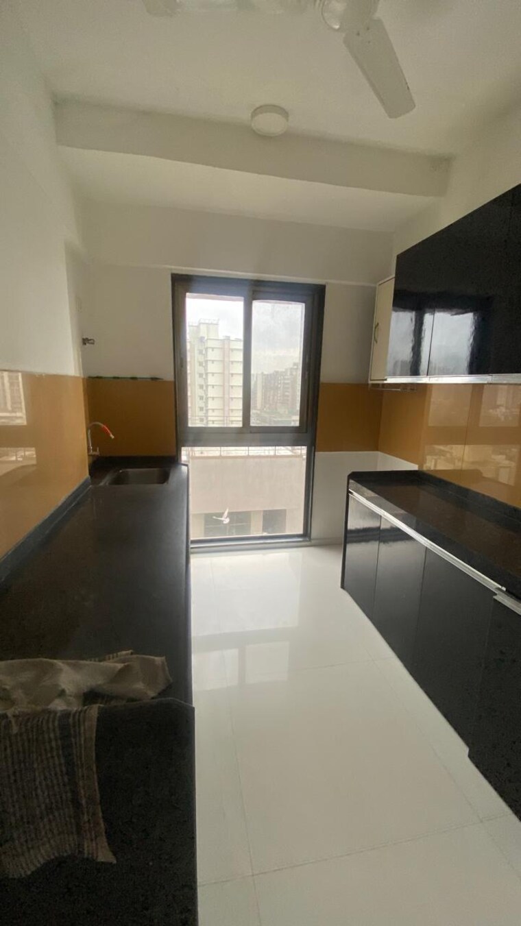 Kitchen, rodium-xpoint 3 Bedroom 900 Sq.Ft. Apartment In Kandivali West Mumbai 9220222