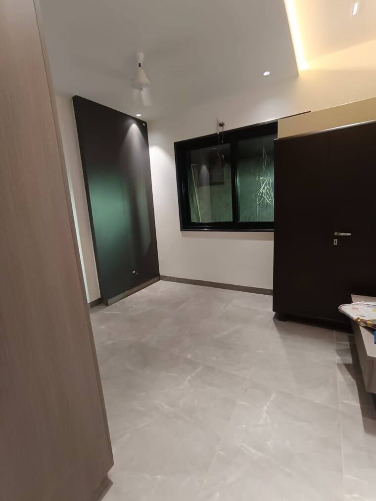 Room, madhur-apartment 2 Bedroom 1000 Sq.Ft. Apartment In Paschim Vihar Delhi 9220220