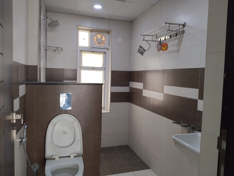 Bathroom, vajras-jasmine-county 3 Bedroom 2045 Sq.Ft. Apartment In Puppalaguda Hyderabad 9220223