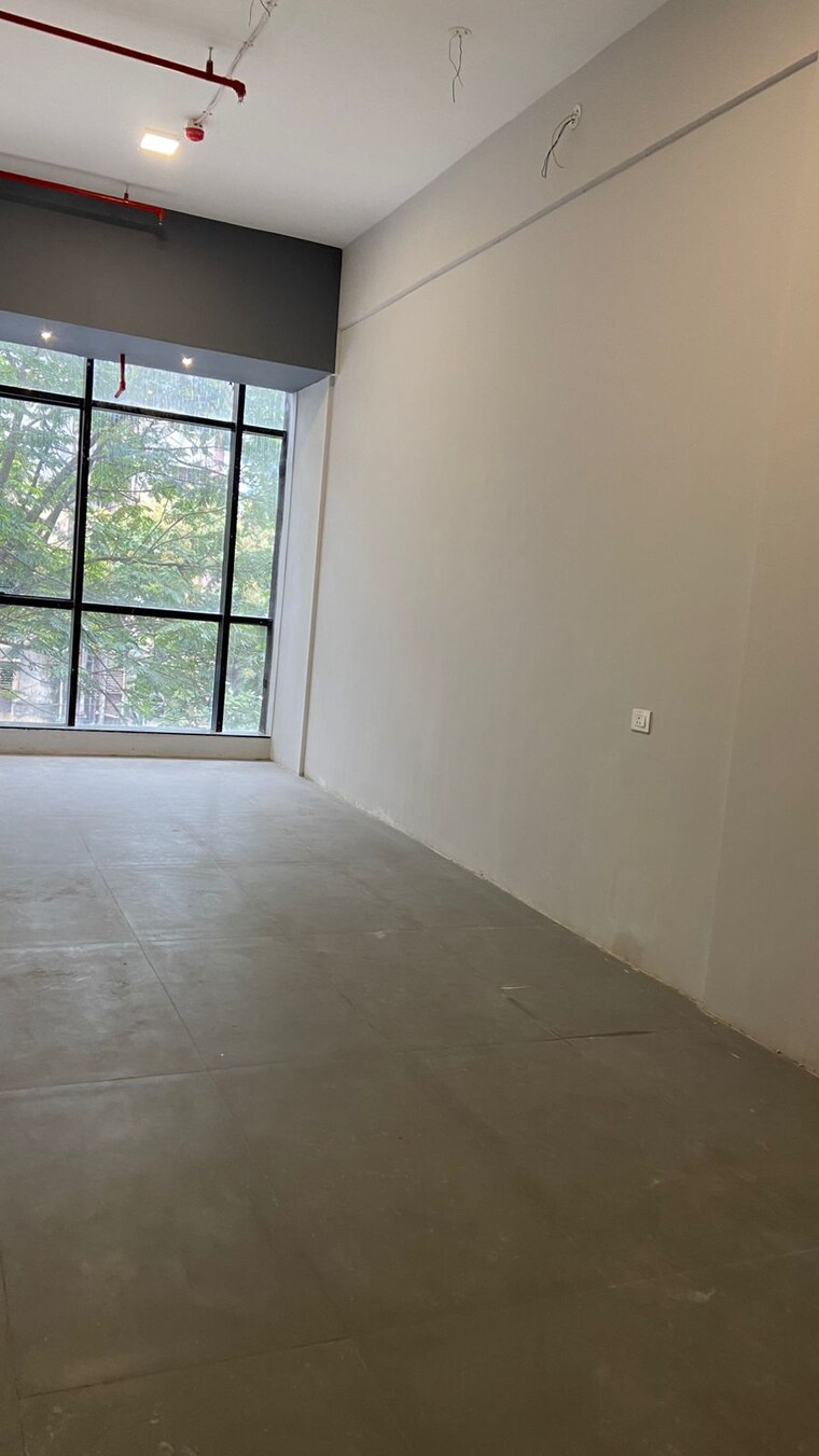 Room, mahavir-majesty Commercial Office Space 362 Sq.Ft. In Kandivali West Mumbai 9220229