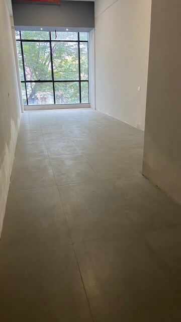 Room in  Office Space at Mahavir Majesty, Kandivali West – for Rent