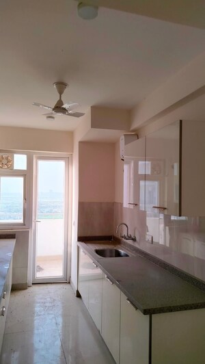 Room in 3 BHK Apartment at Emaar Imperial Gardens, Sector 102 – for Sale