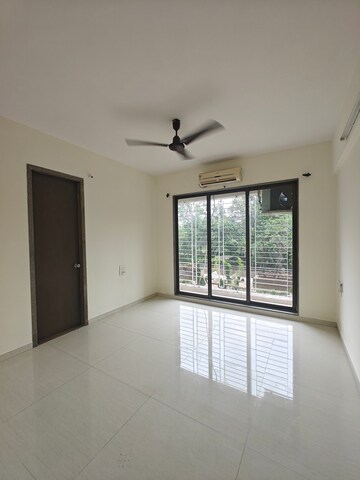 3 BHK Apartment For Rent in Mahaavir Darpan, Nerul