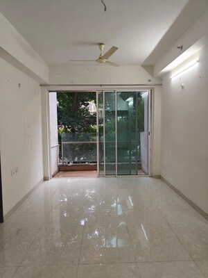 2 BHK Apartment For Rent in L & T Seawoods Residences Phase 1 Part A, Seawoods