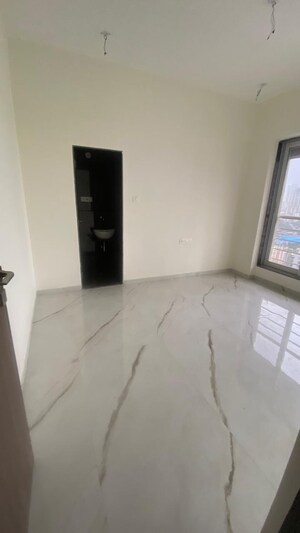 2 BHK Apartment For Sale in Ladiwala Bhavan, Kandivali West
