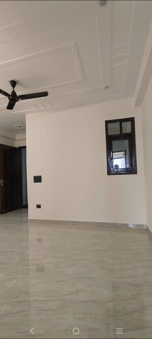 Room in 1 BHK Builder Floor at Saket – for Rent