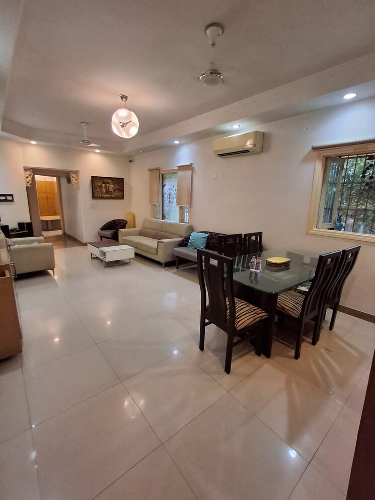 Team Area, hauz khas enclave 3.5 Bedroom 400 Sq.Yd. Builder Floor In Hauz Khas Enclave Delhi 9220343