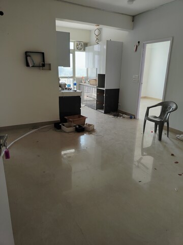 2 BHK Apartment For Rent in Suncity Avenue 76, Sector 76