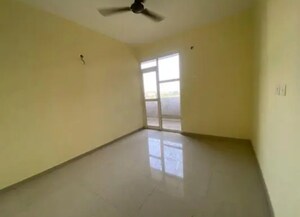 Room in 2 BHK Apartment at Pyramid Pride, Sector 76 – for Sale