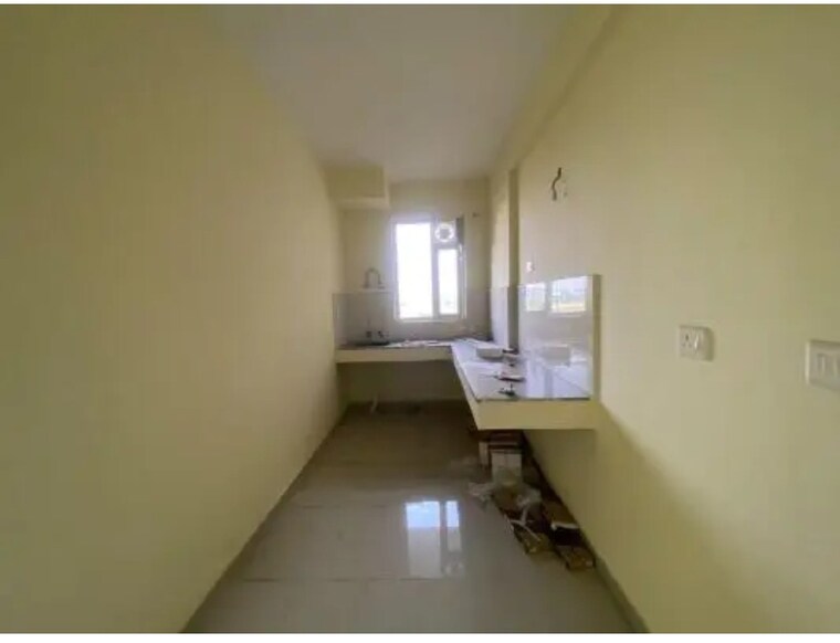 Room, pyramid-pride 2 Bedroom 678 Sq.Ft. Apartment In Sector 76 Gurgaon 9220349