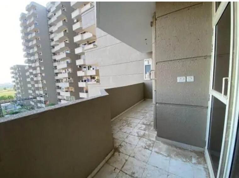 Floor Plan, pyramid-pride Commercial Shop 250 Sq.Ft. In Sector 76 Gurgaon 9220356