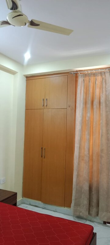 Furnished Amenities in 3 BHK Builder Floor at Vipul World Floors, Sector 48 – for Rent