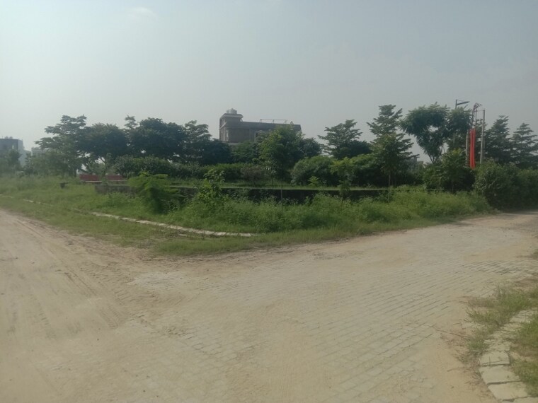 undefined, altus-prime  440 Sq.Yd. Plot In North Mullanpur Chandigarh 9220384