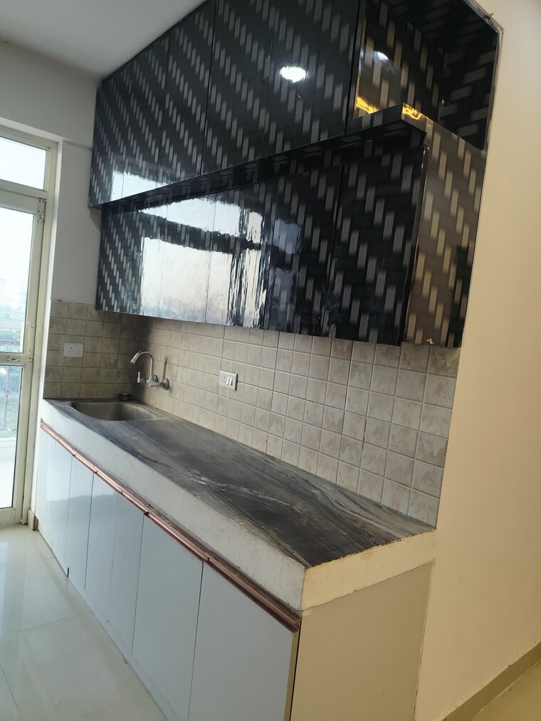 Kitchen, suncity-avenue-76 2 Bedroom 582 Sq.Ft. Apartment In Sector 76 Gurgaon 9220382