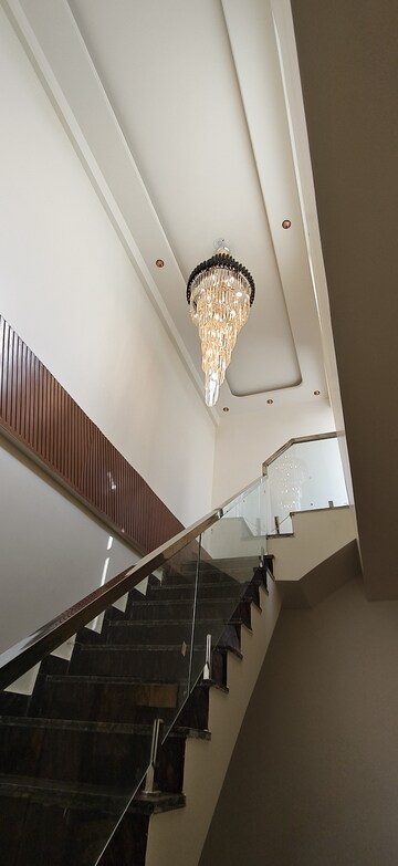Furnished Amenities in 3 BHK Villa at Jagatpura – for Sale